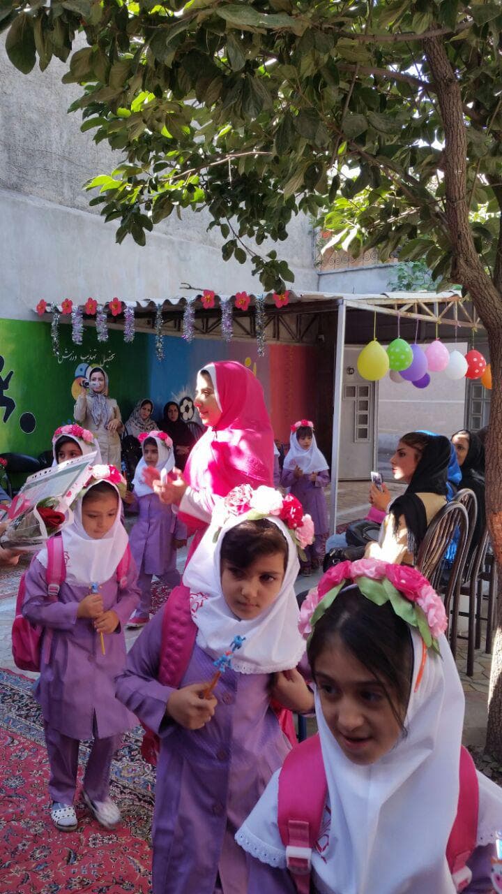 شکوفه های نور