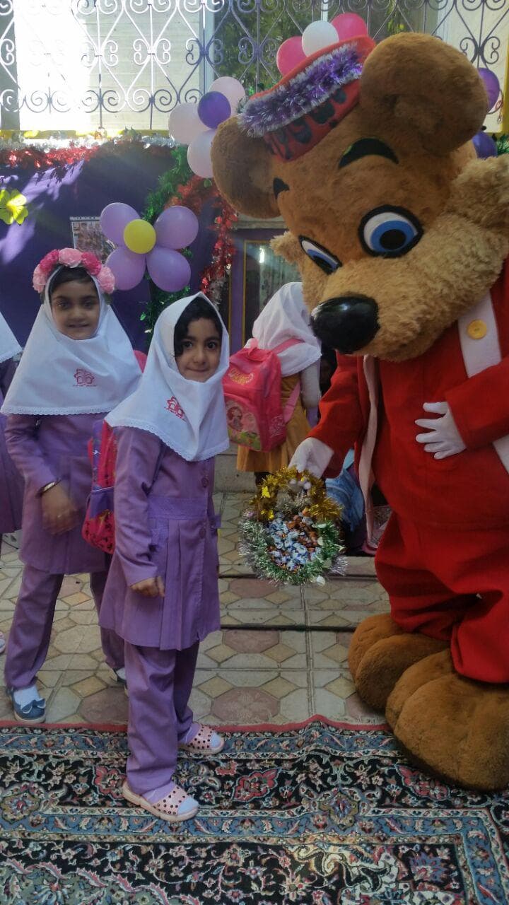 مدرسه شکوفه های نور